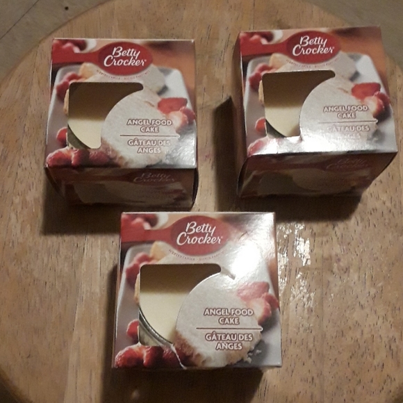 Betty Crocker Other - 3 lot Betty Crocker Scented Candle Angel Food